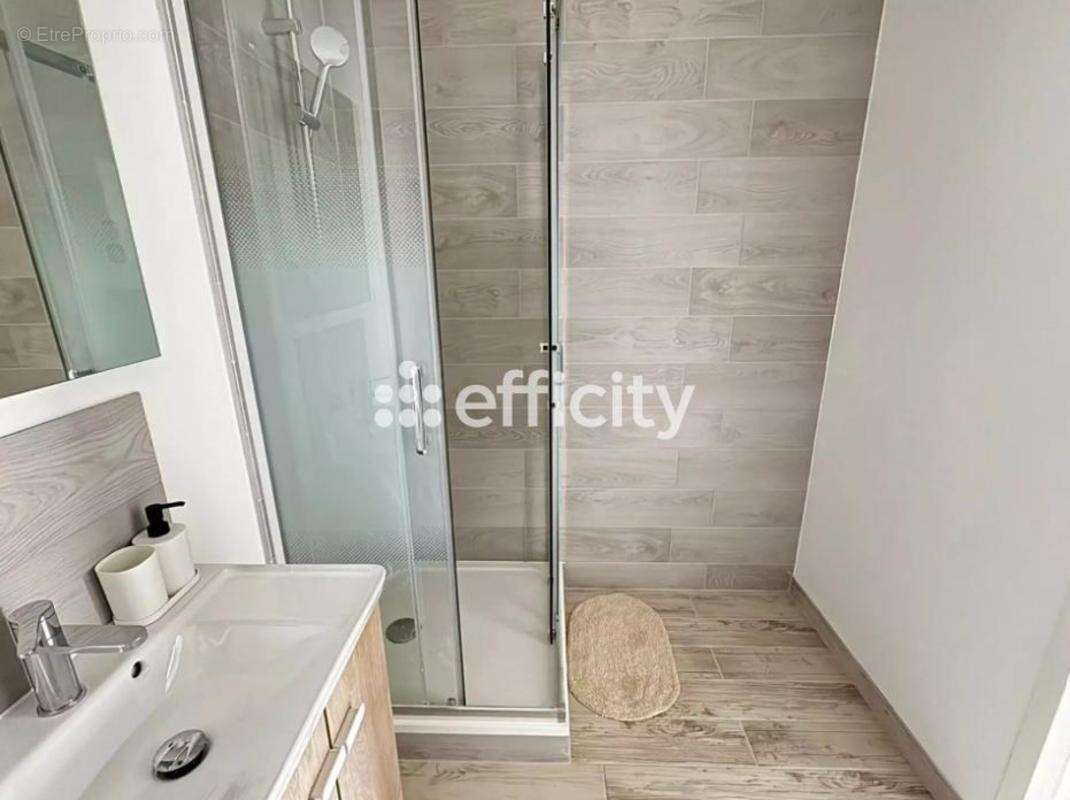Appartement 244 m² à Bergerac  - photo 7