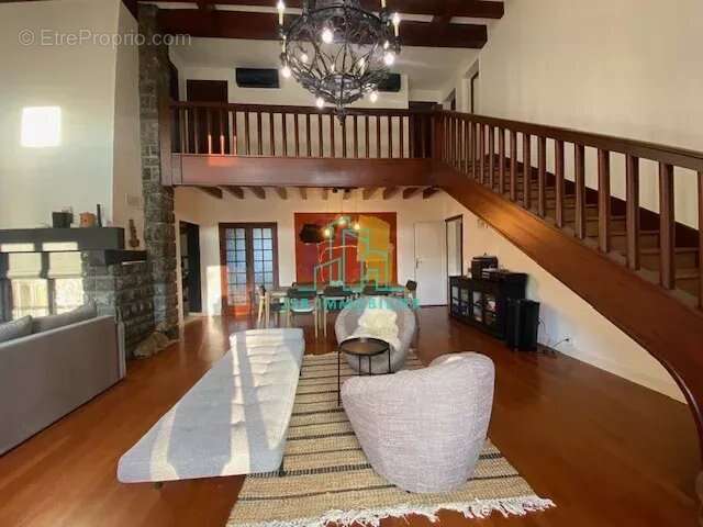 Maison à LA ROCHETTE