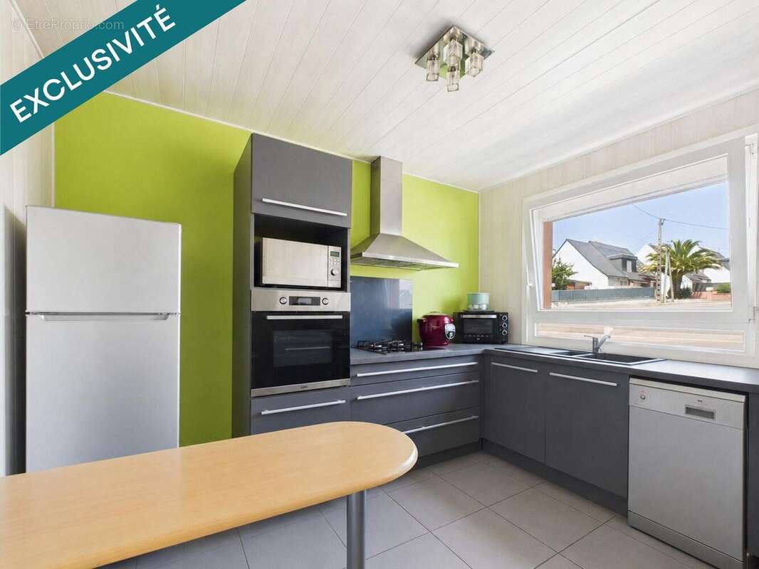 Maison 90 m² à Saint-Martin-Des-Champs  - photo 2