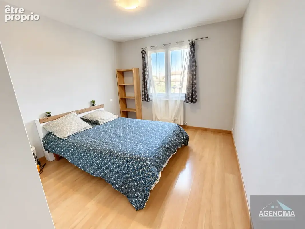 Spacieuse villa avec piscine et grand garage - photo 6