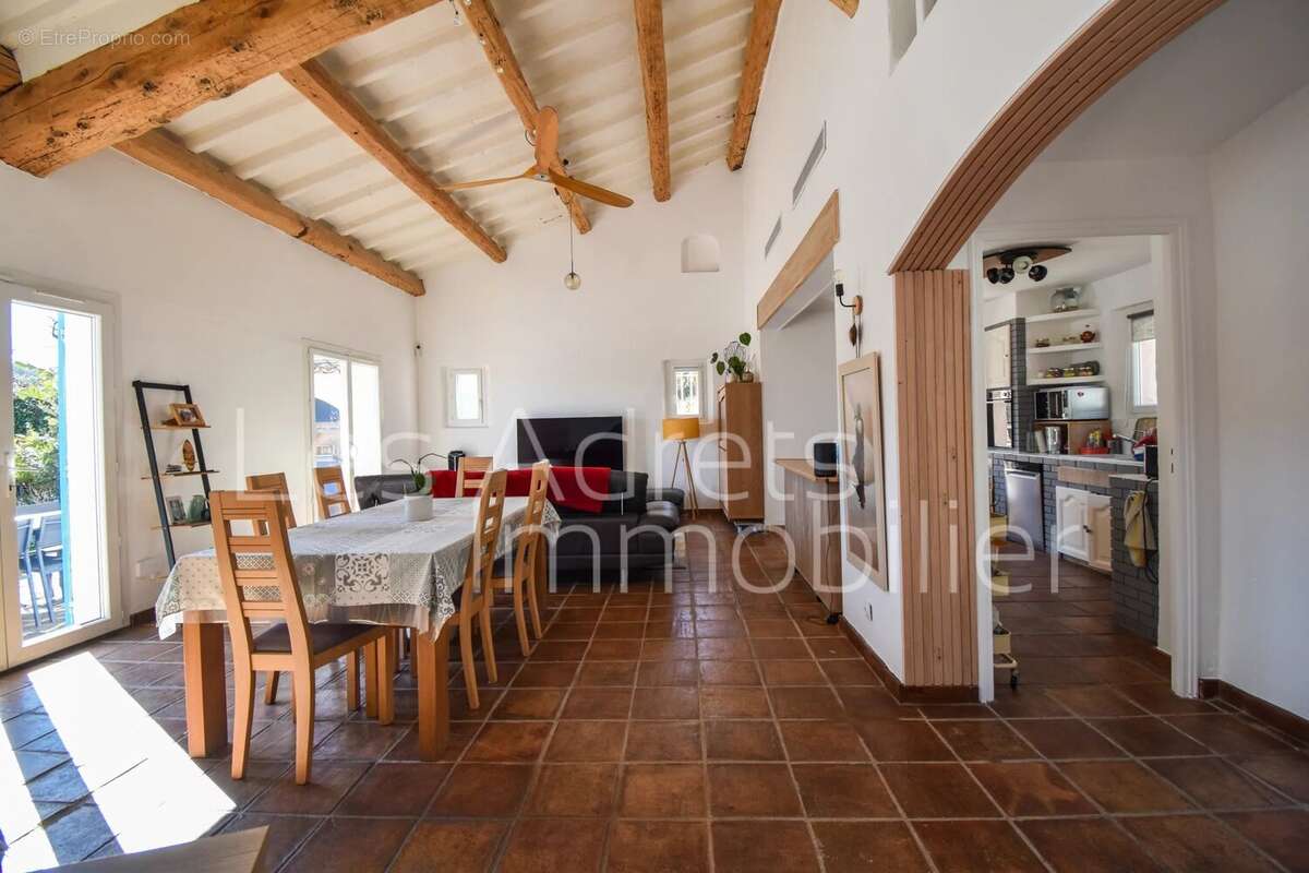 Maison à LES ADRETS-DE-L'ESTEREL