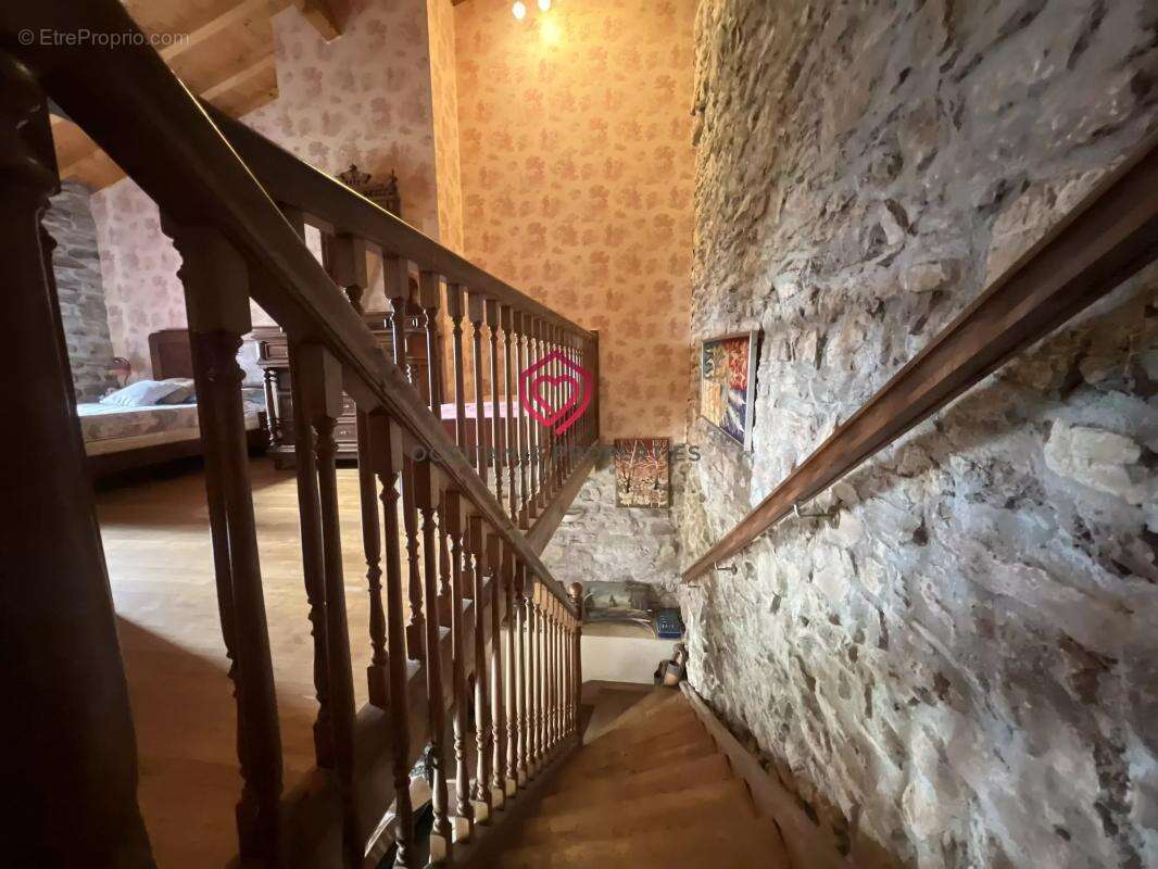 Maison à LA BASTIDE-DE-SEROU