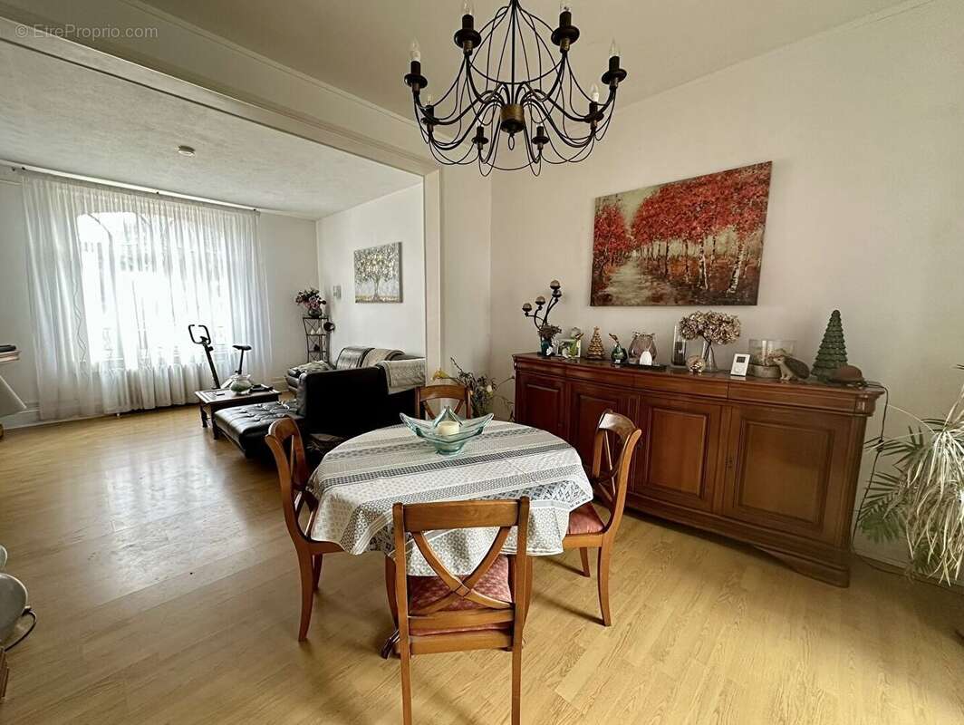 Maison à FLAVY-LE-MARTEL