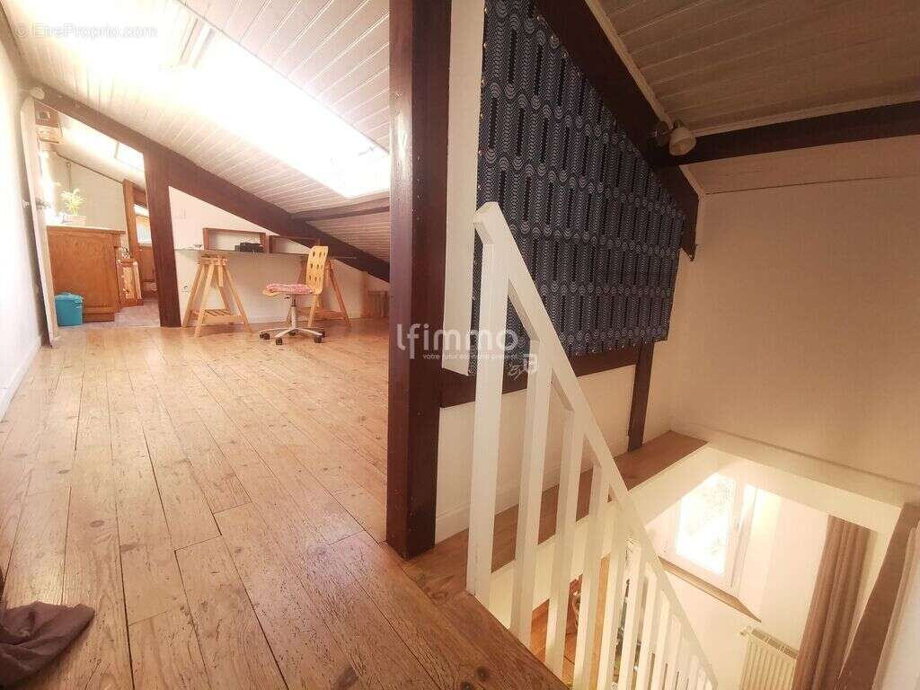 Appartement à NEUILLY-PLAISANCE