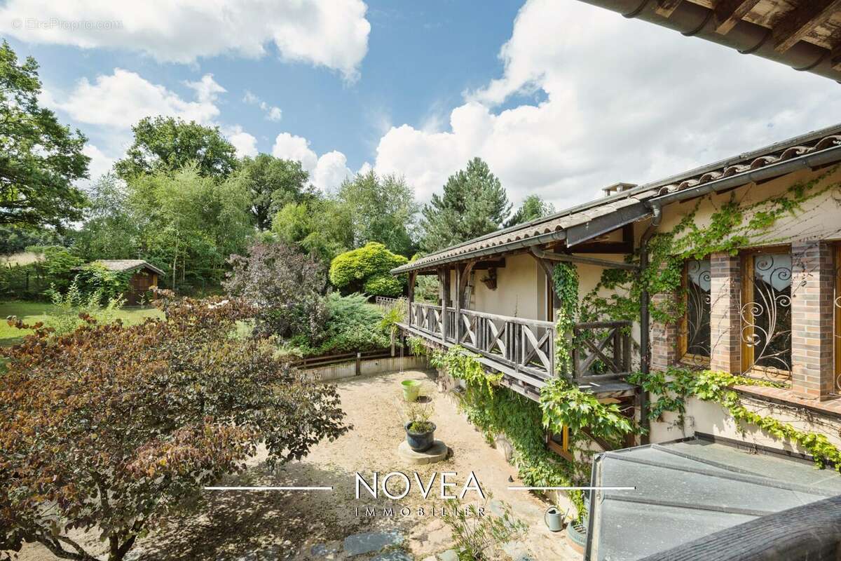 Maison à CHATILLON-SUR-CHALARONNE