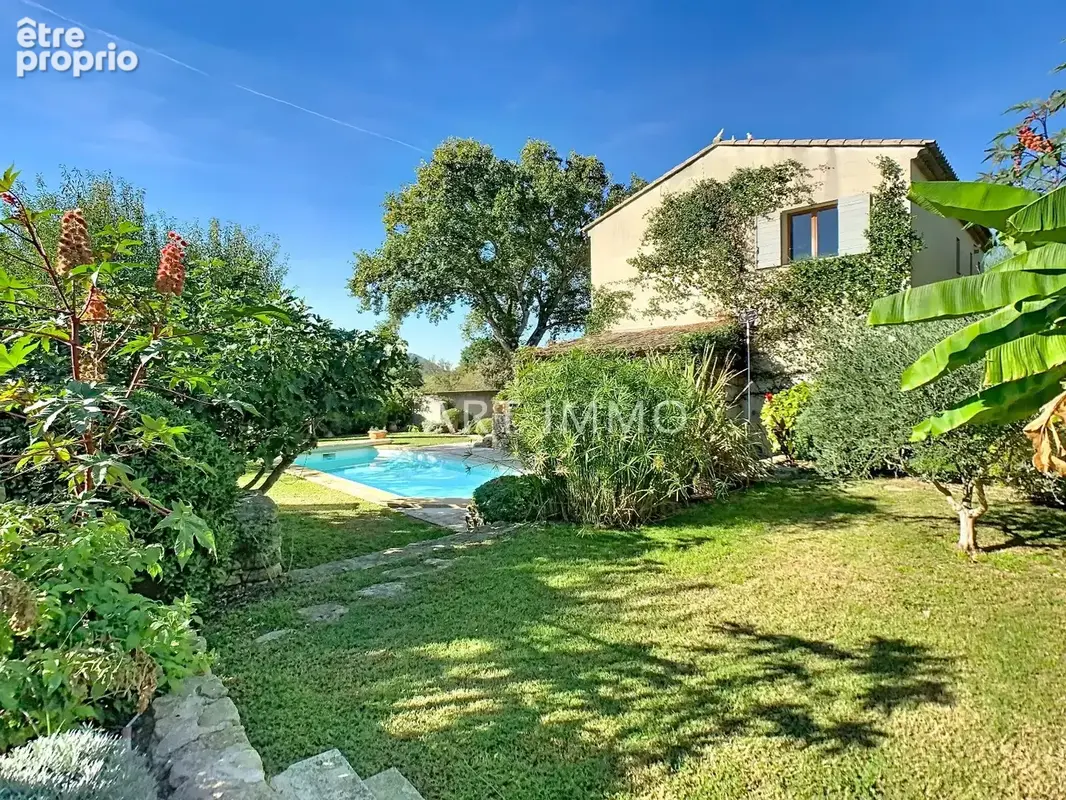 Maison quatre chambres et piscine a cabrieres d'avignon - photo 5