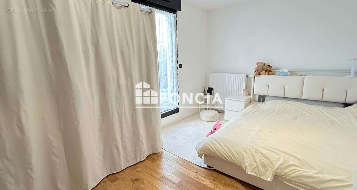 Appartement à BUSSY-SAINT-GEORGES