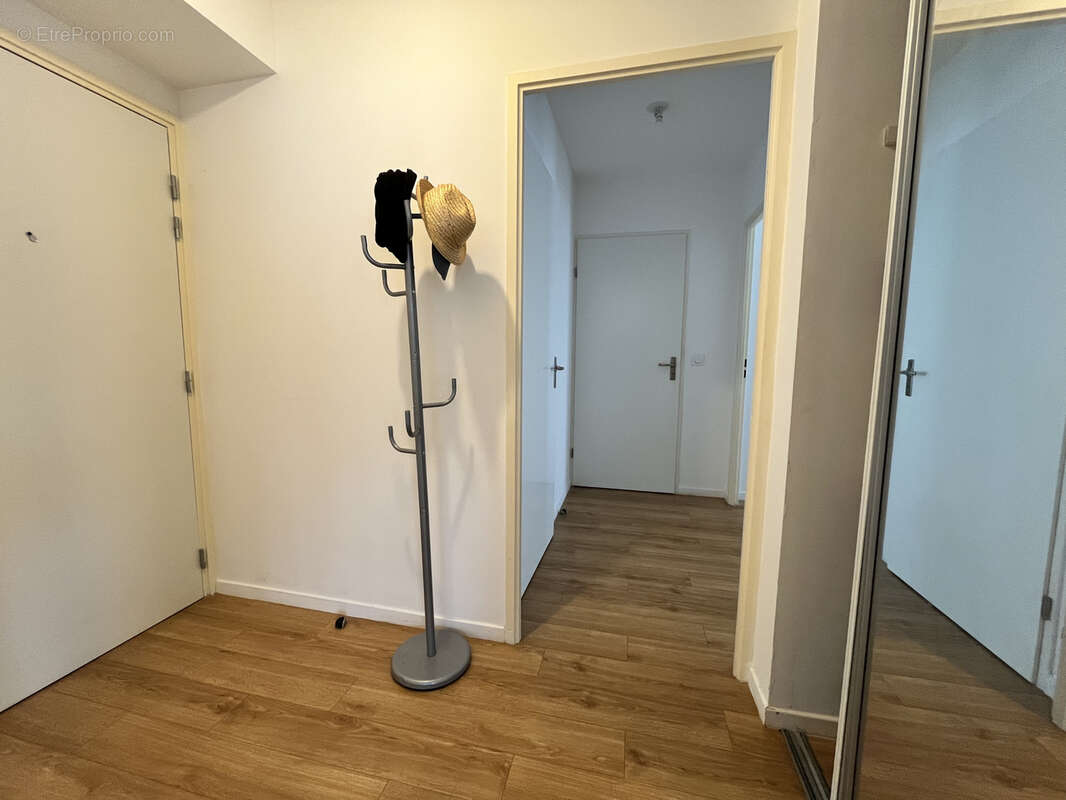 Appartement à FONTENAY-LE-FLEURY