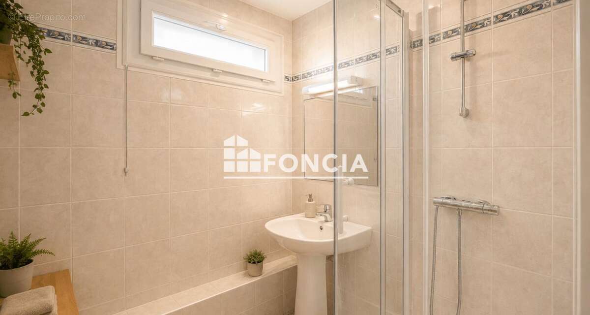 Appartement à LYON-5E