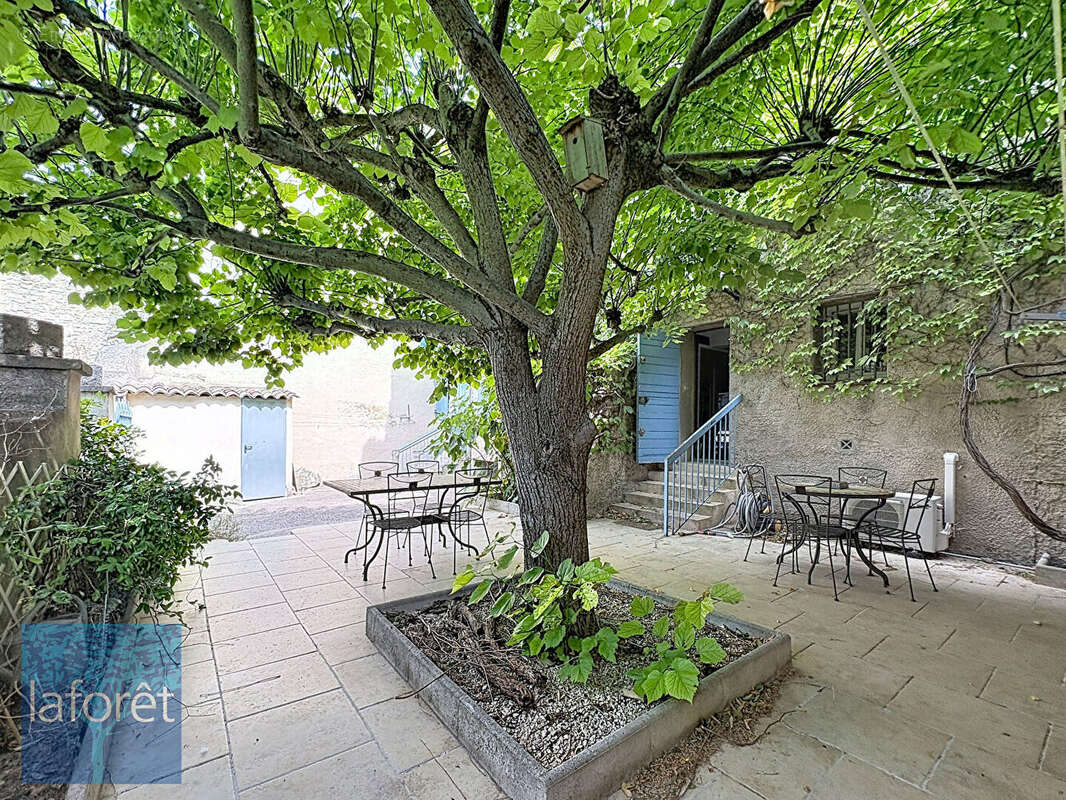 Maison à EGUILLES