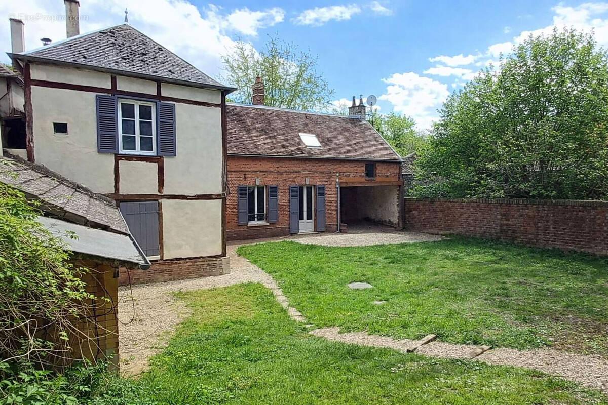 Maison à CHAUMONT-EN-VEXIN
