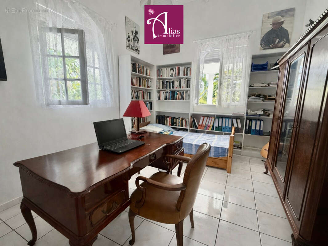 Maison à LAMENTIN