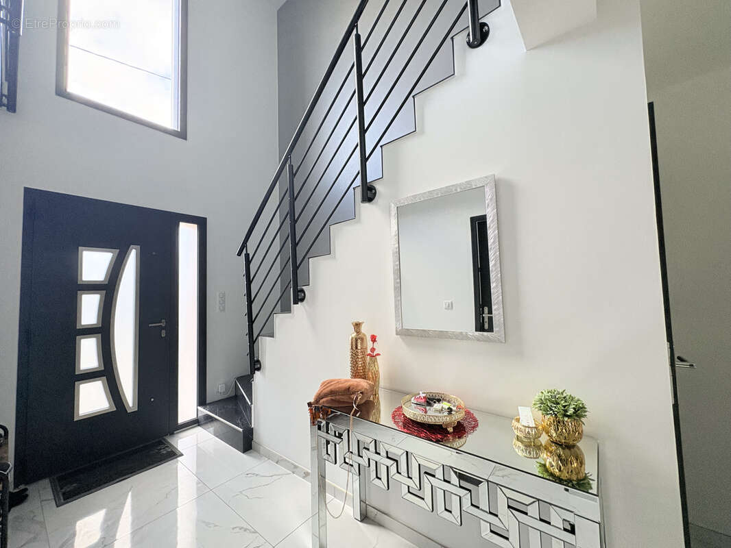 Maison à BALLAN-MIRE