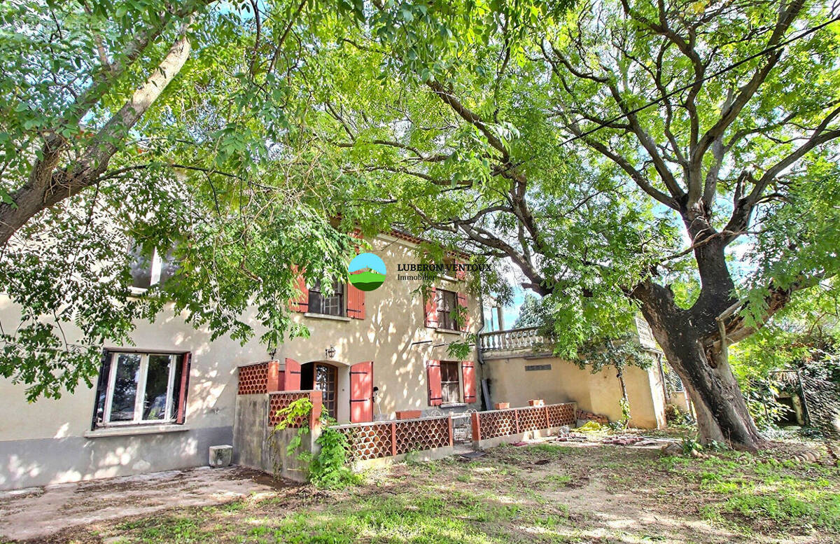 Maison à COURTHEZON