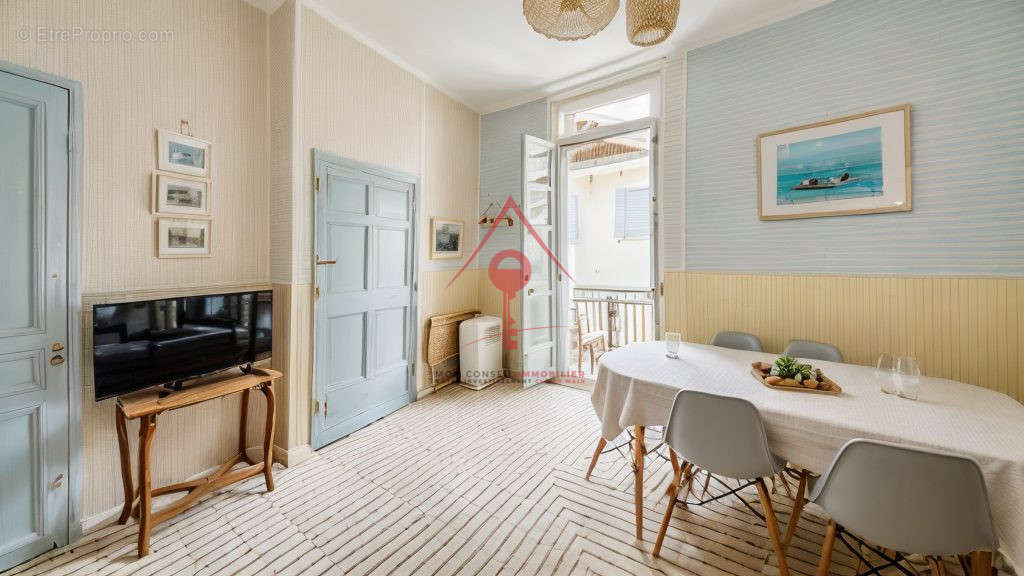 Appartement à CASSIS