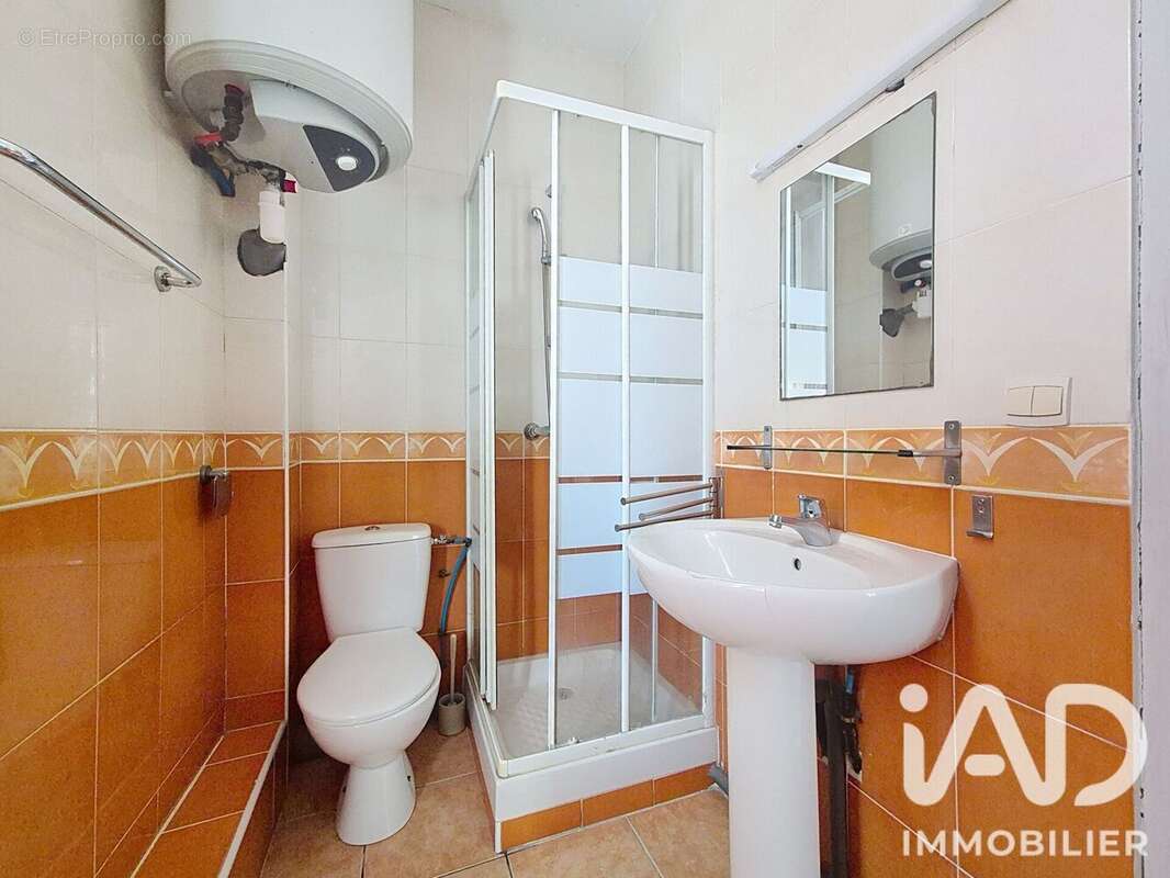 Appartement 32 m² à Istres  - photo 6