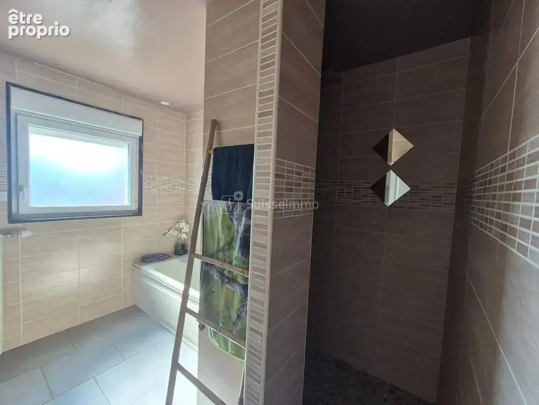 Maison  5 pièce(s) 130  m2 Saint-Loup-sur-Semouse - photo 7