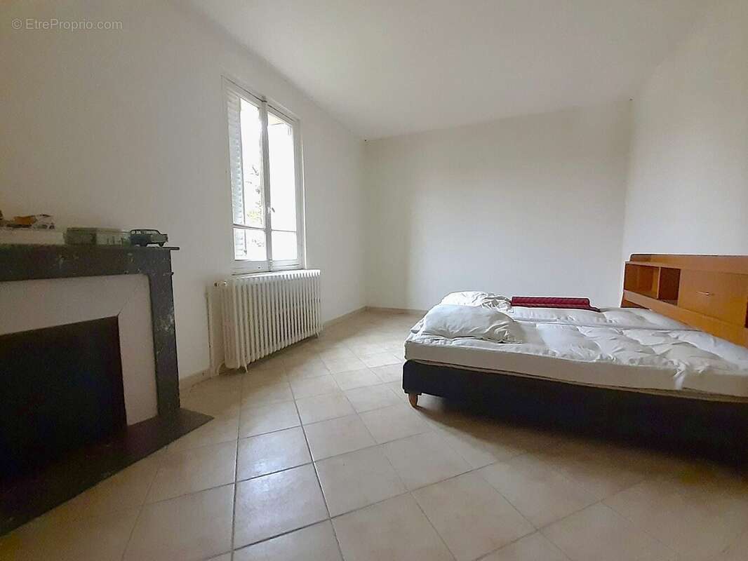 Maison à BONNIERES-SUR-SEINE