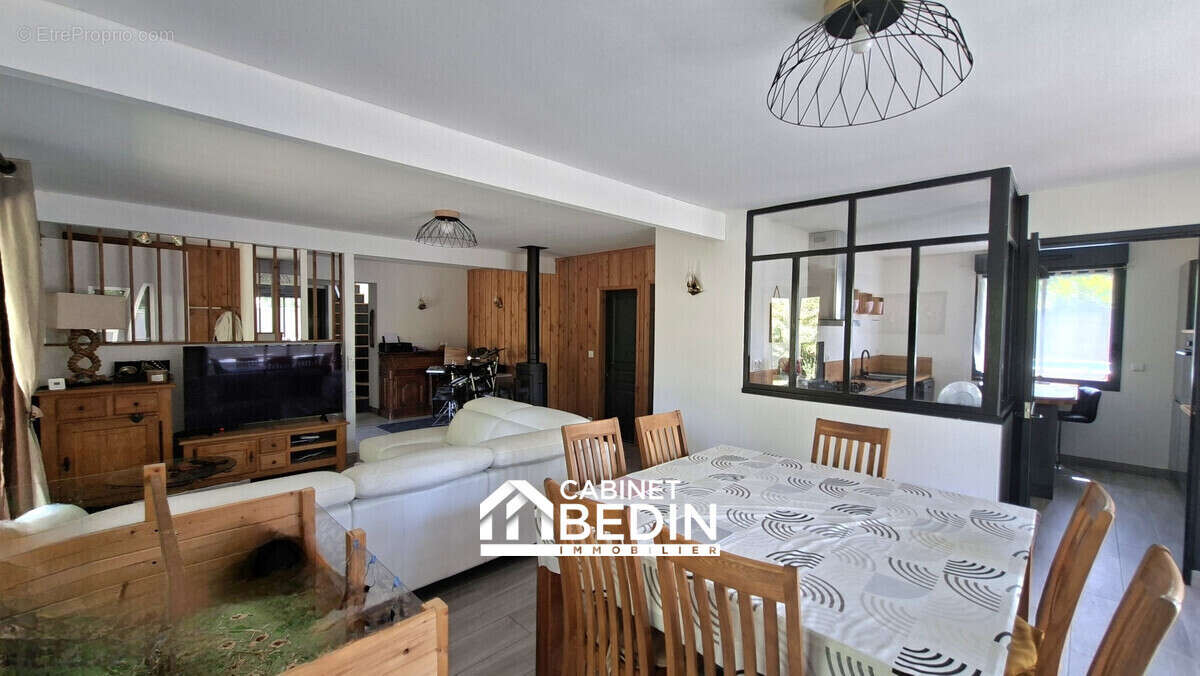 Maison 124 m² à Lege-Cap-Ferret  - photo 2