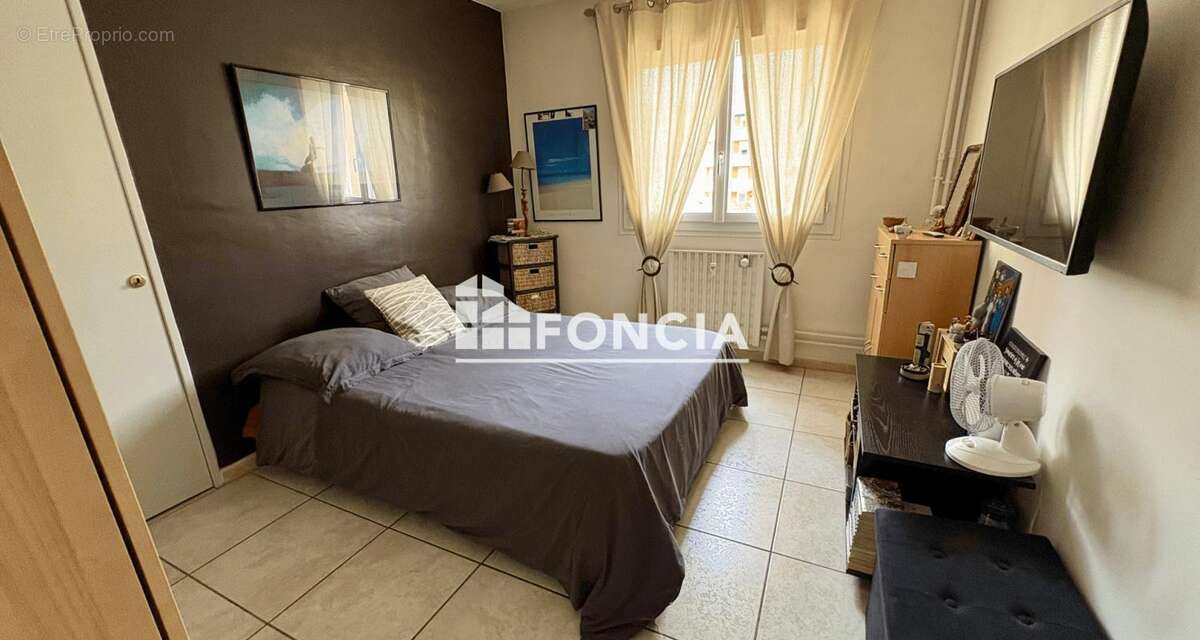 Appartement à HYERES