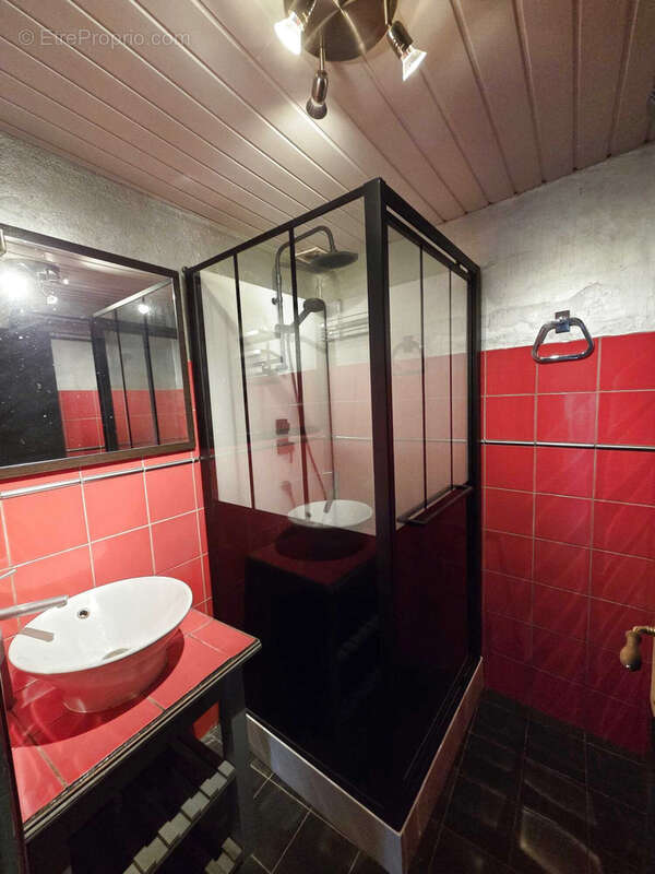 Maison de village avec grange et terrain   Brassac (09) - photo 8