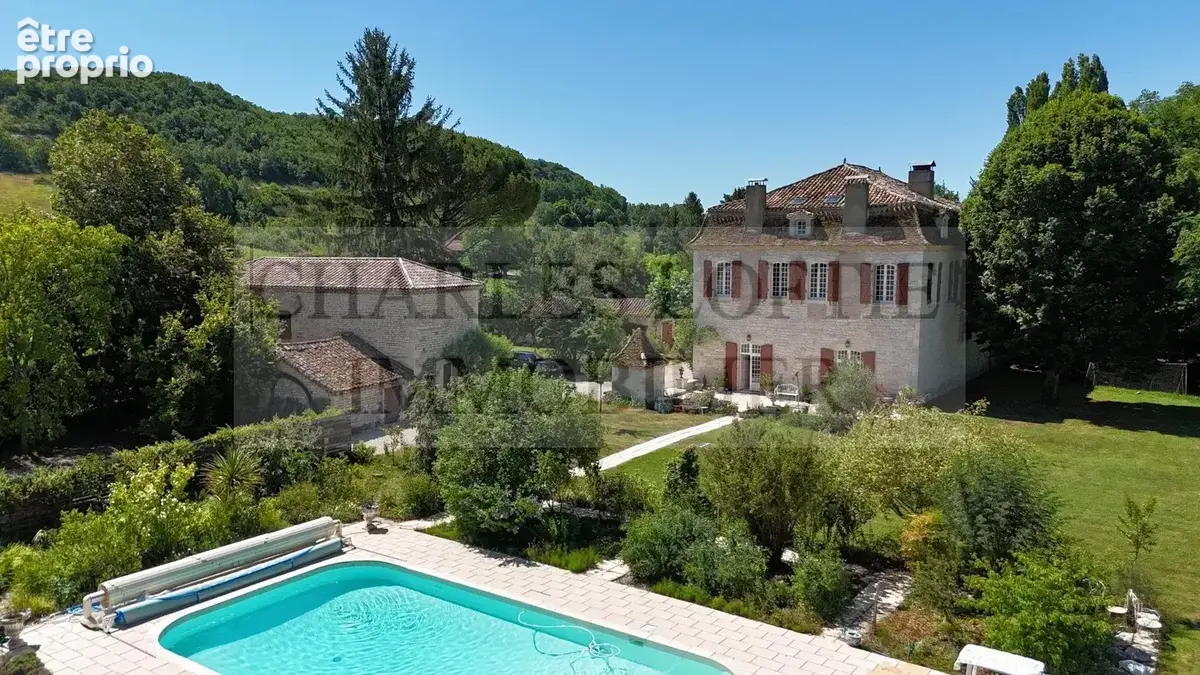 Maison à MONTCUQ