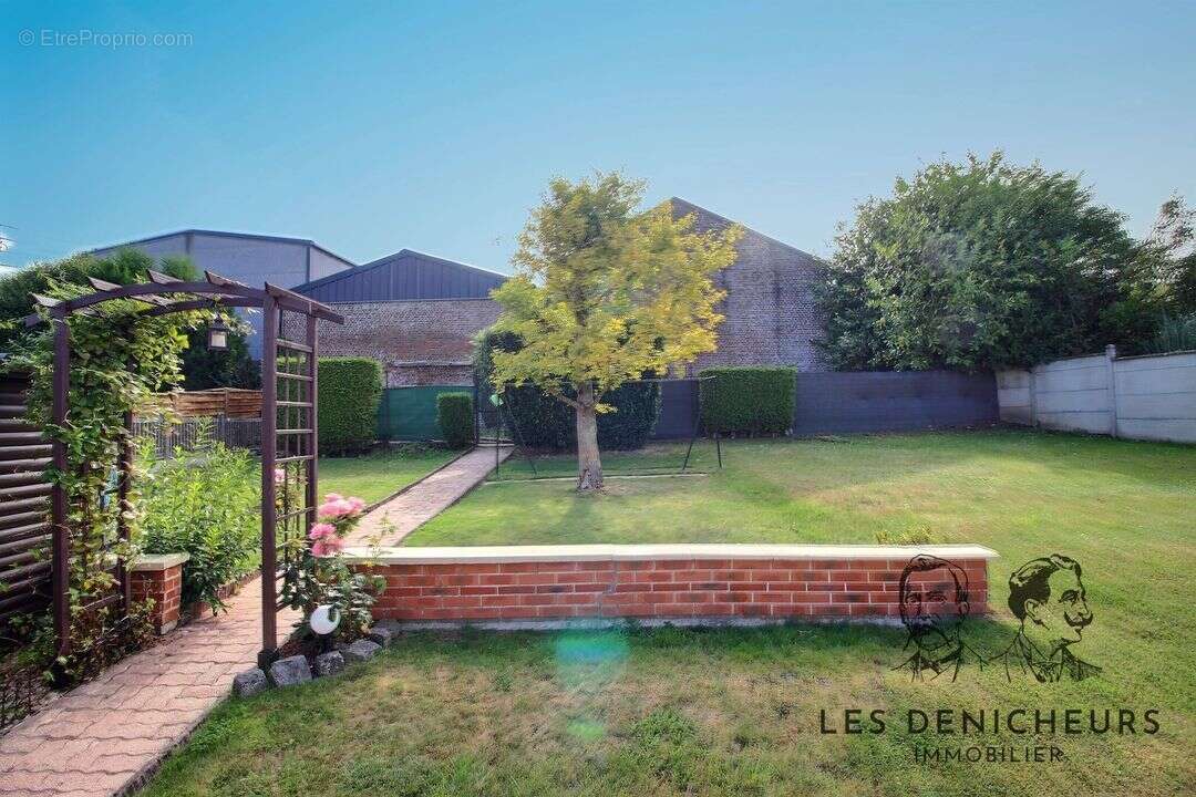 Maison à FOURMIES