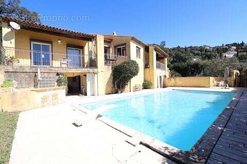 Maison à CAVALAIRE-SUR-MER