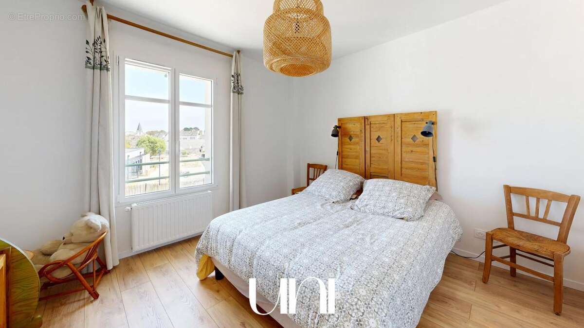 Maison 9 pièces de 224 m2 en cœur de Bourg - Groix - photo 13