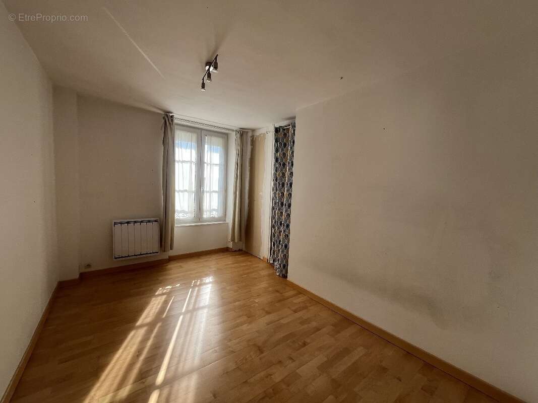 Maison à PORT-EN-BESSIN-HUPPAIN