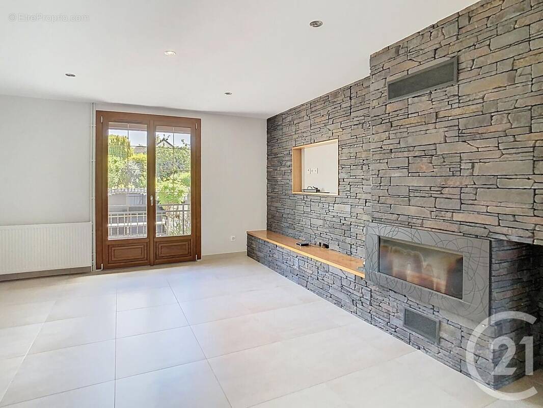 Photo 1 - Maison à ORLY