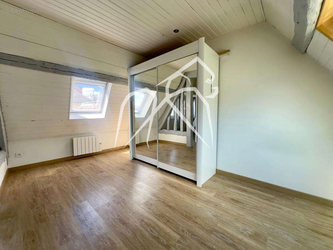Appartement T2  Cœur de ville de ROUEN (76000) Place du Vieux Marché - photo 3