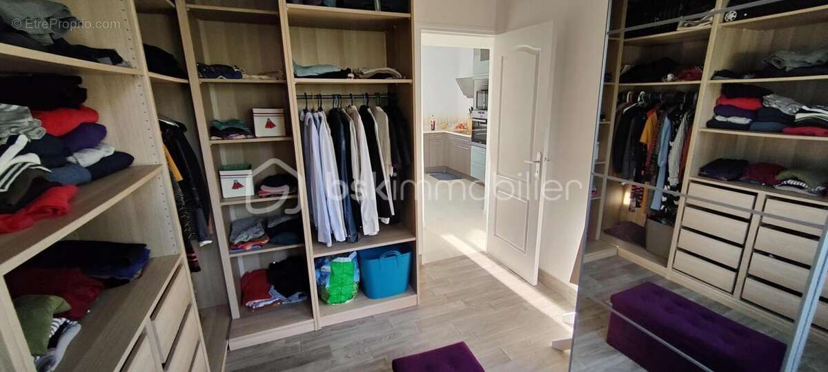 Maison à VARENNES-VAUZELLES