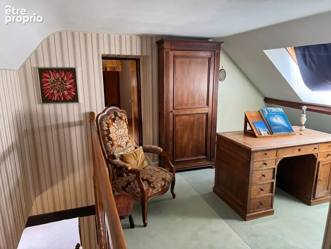 Maison 154 m² à Saint-Denis-De-Jouhet  - photo 6
