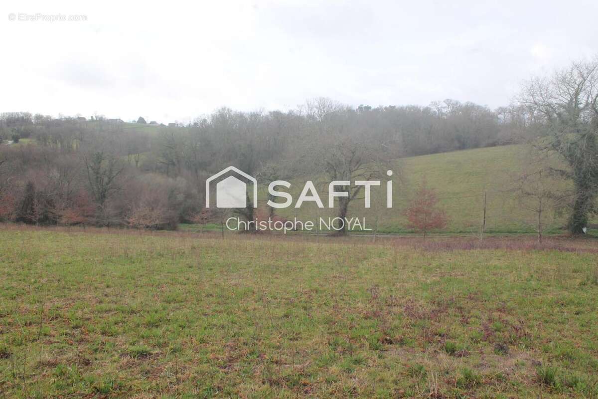 Photo 3 - Terrain à BOUMOURT