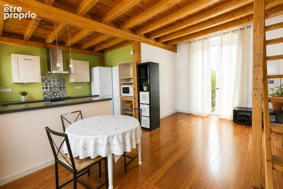 Appartement à CHARLY