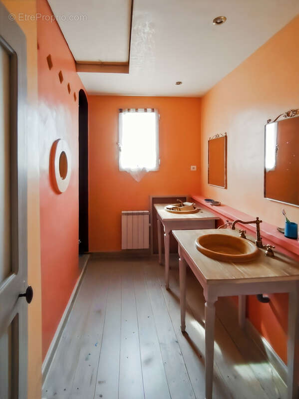 Maison à MONTFAUCON