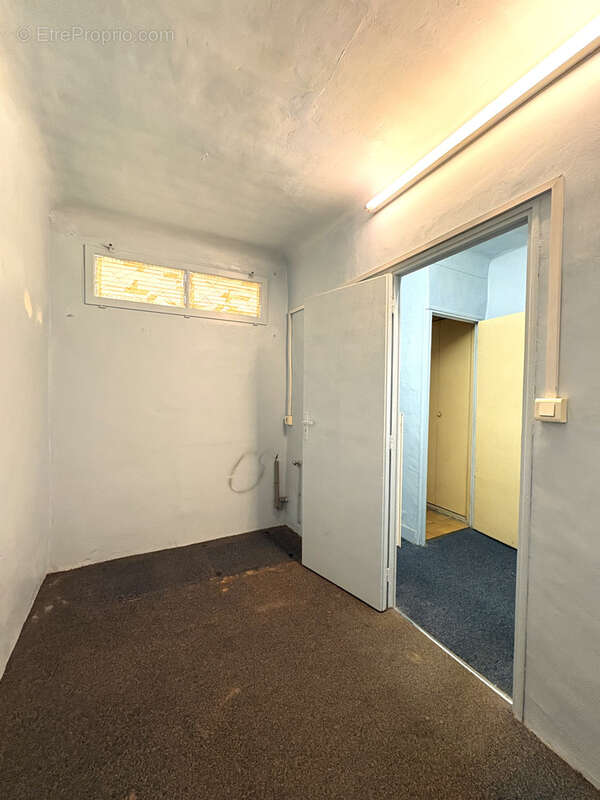 Appartement à MARSEILLE-1E