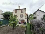 Maison à VILLENEUVE-SAINT-GEORGES