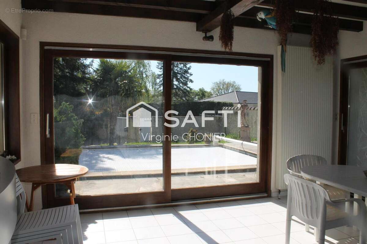 Photo 7 - Maison à SAINT-REMY-EN-ROLLAT