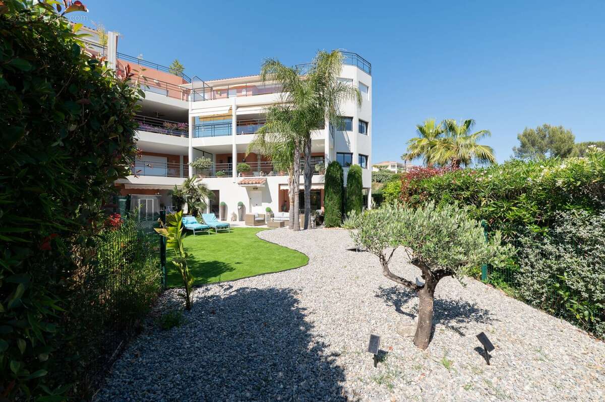 Appartement à SAINT-RAPHAEL