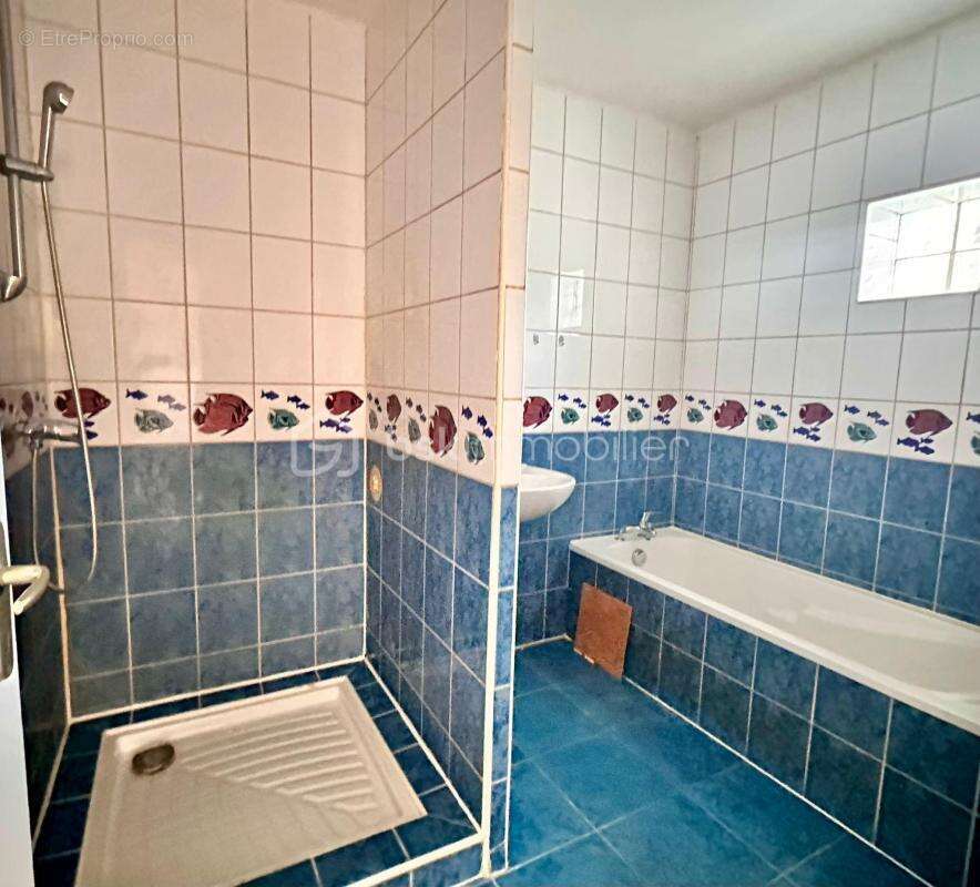 Maison à LENS-LESTANG