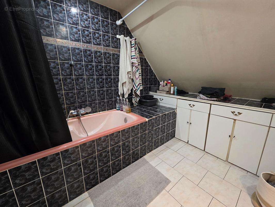 Maison Saint Senoch 11 pièce(s) 307 m2 - photo 11