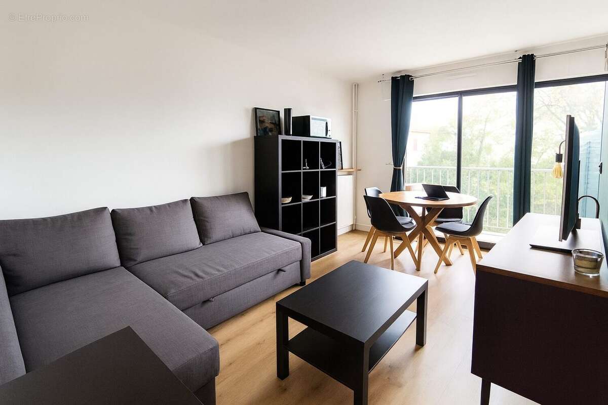 Appartement à MAISONS-ALFORT