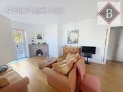 Appartement à MOUGINS