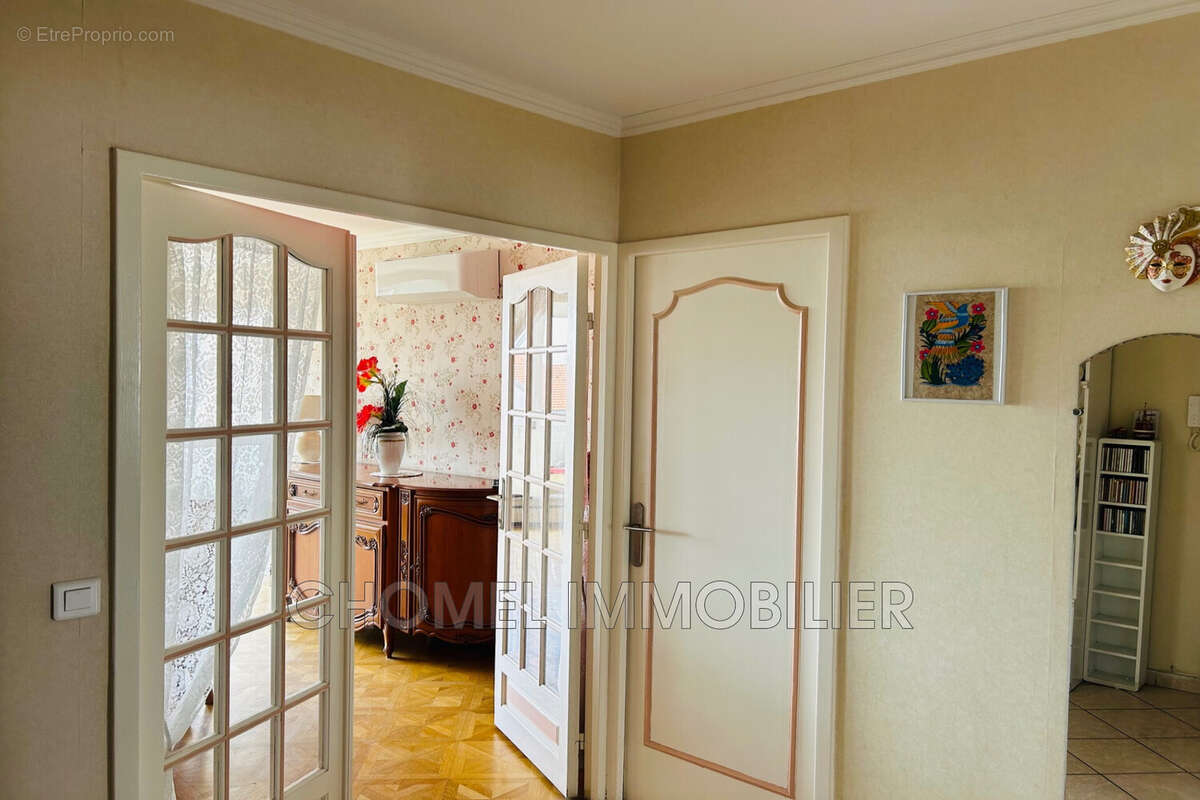 Appartement 97 m² à Villeurbanne  - photo 5