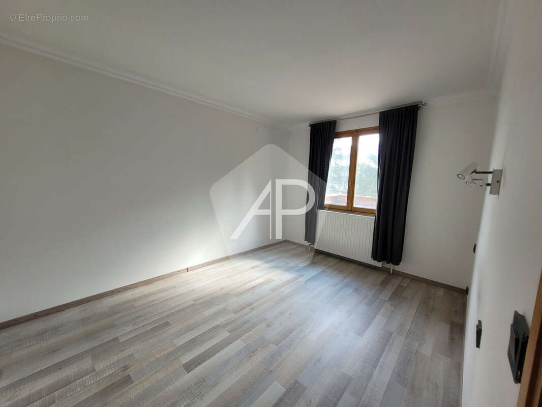 Maison à SAINT-CHAFFREY