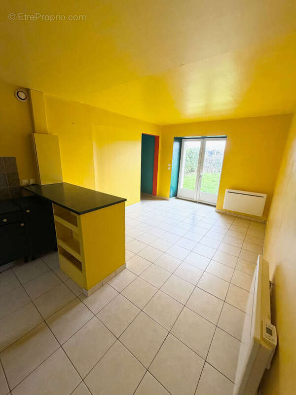Appartement à LEUDEVILLE
