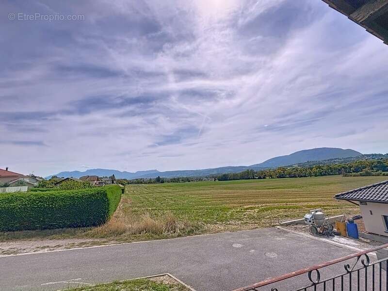 Maison à CRANVES-SALES