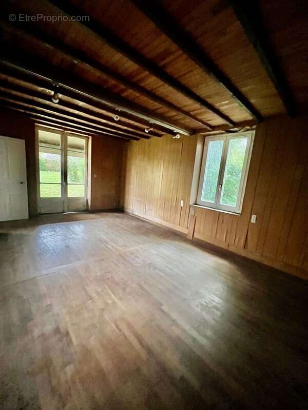 Maison à LUXEUIL-LES-BAINS